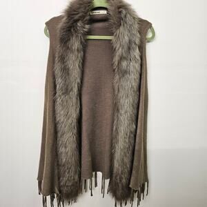 Fringe Origami Brown Knit Vest with Faux Fur Size S/M